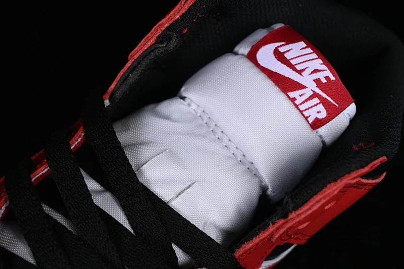 All categories Air Jordan Jordan series basketball shoes Air Jordan 1 High LJR version Air Jordan 1 OG "Chicago" AJ1 Joe 1 Chicago Bulls original color basketball shoes 555088-101